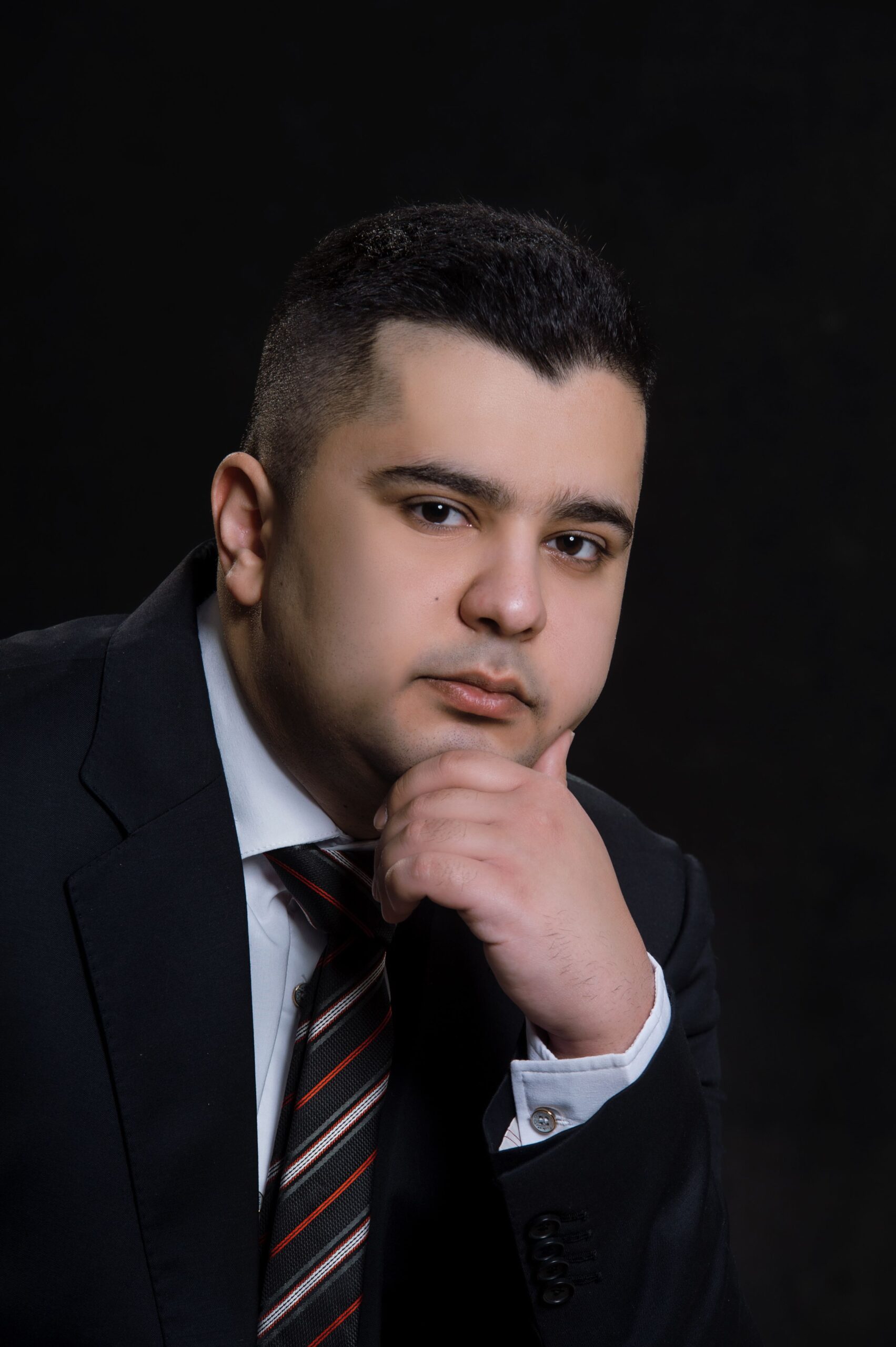 headshot1